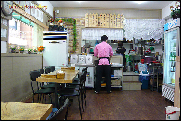 더칼국수 이미지