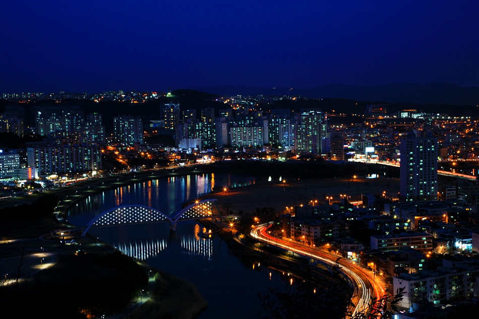 2013년12월28일=울산/남산루 에서 바라본 태화강.십리대밭교 야경