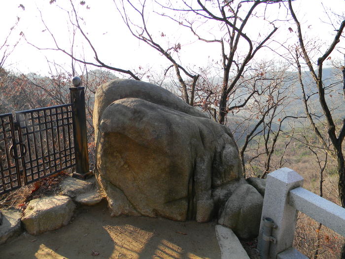 안양 삼성산 삼막사 (삼귀자, 남녀근석, 마애3존불상)