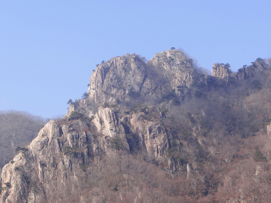 기암괴석 이미지
