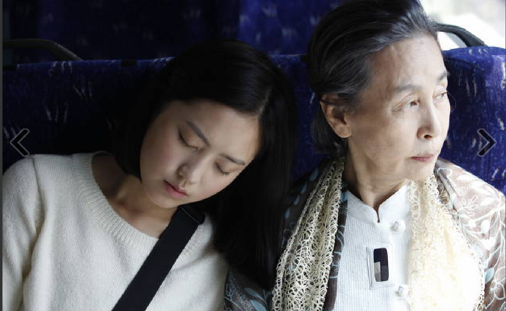 집으로 돌아오지 못한 자들의 슬픔. 그들을 기다리는 자들의 아픔. <귀향>