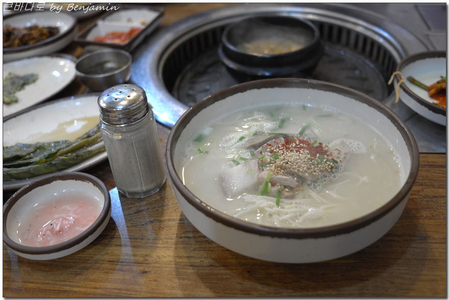 돼지의유혹 이미지