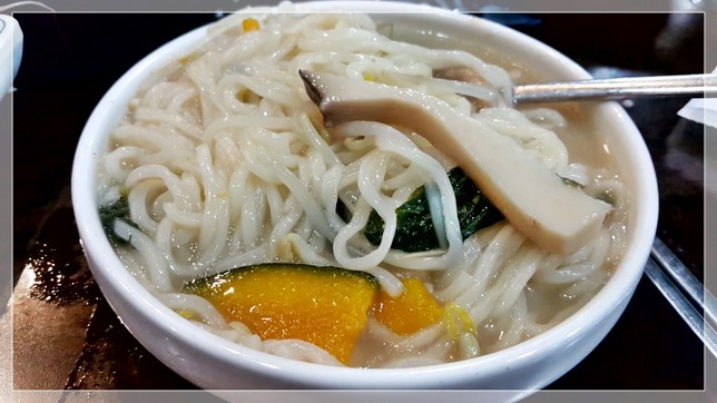 명동칼국수샤브샤브 이미지