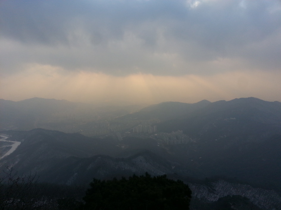 아듀~~~ 해넘이 산행 천마산(812m)에서...