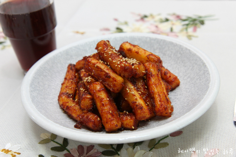 얌얌떡볶이 이미지