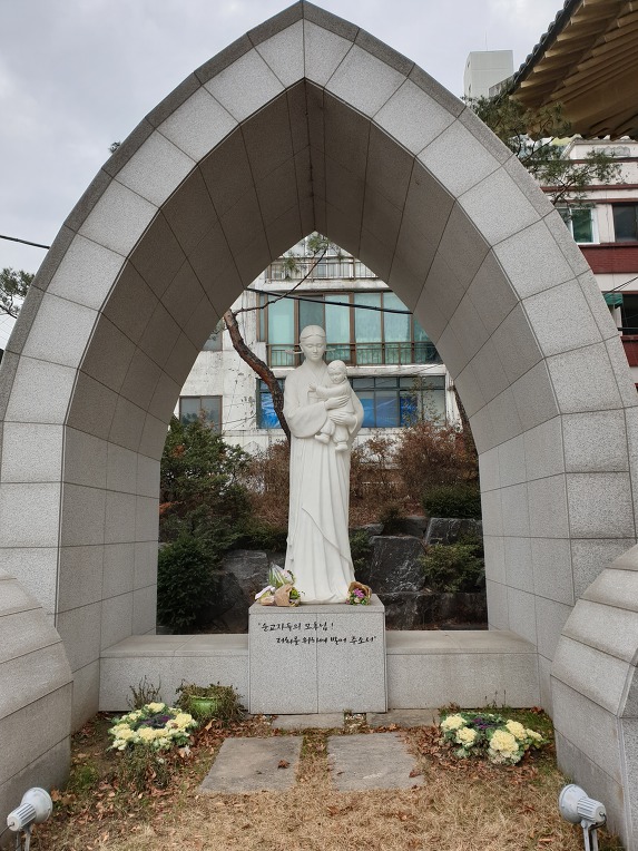 서울탐방 서울 용산구 천주교 순교성지 새남터 기념 성당