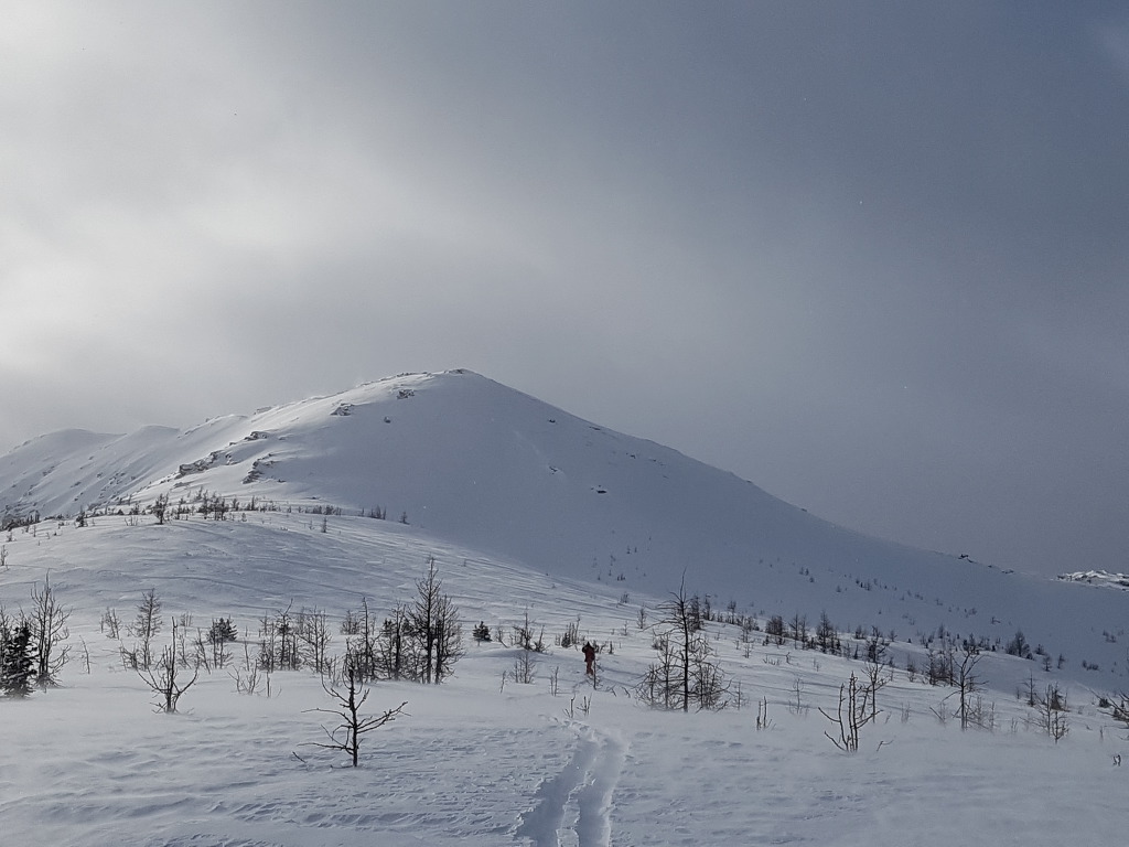 Twin Cairns(Jan 13,2018)