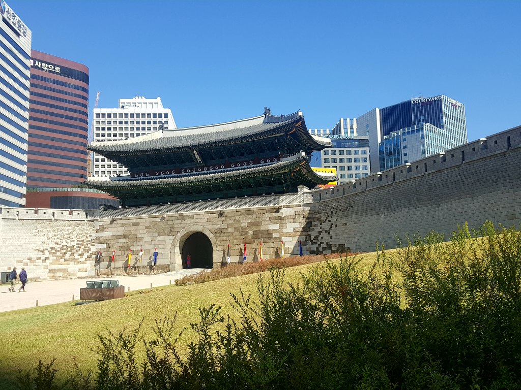 대한민국 국보1호 남대문 숭례문 화재 이후 국민의 품안으로 서울 중구 여행