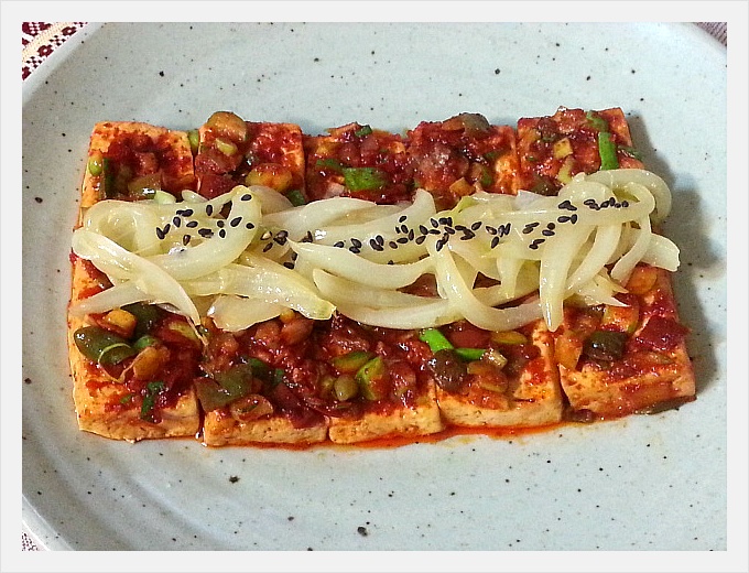 짭조름한 맛이 좋은 수미네반찬 두부조림