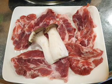 [독산동 정훈단지 맛집 제주돈짜투리]제주 생고기가 단돈 8천원