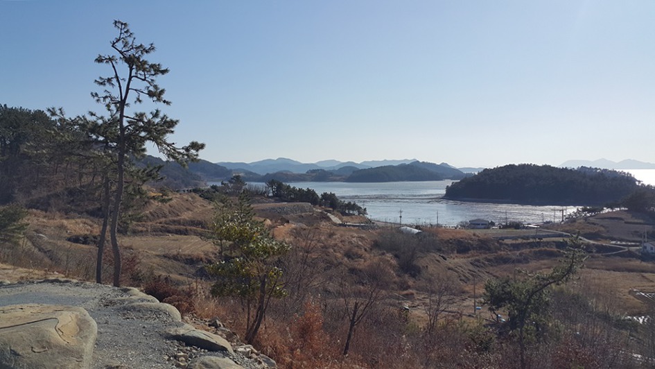 전망좋은곳에서 커피를 마실수있는 특권 여수 ( 산토리니) 커피숖 ,,,