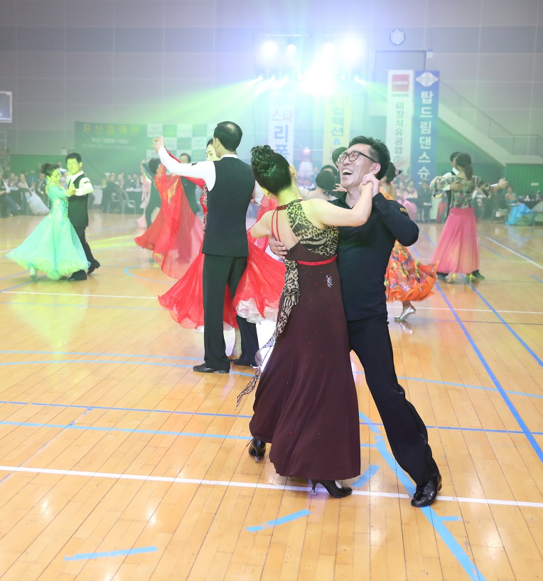 ENEOS와 함께하는2018 전국댄스스포츠연합대축제//S&K동호회