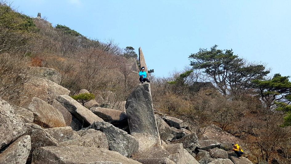 비슬산(琵瑟山) 암괴류((岩塊流) 트레킹